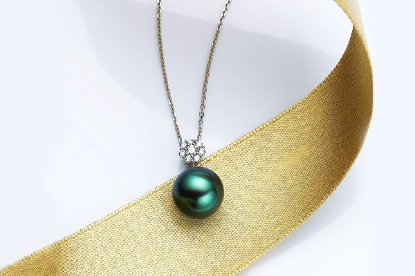 Cluster Black Pearl Pendant Online Hot Sale