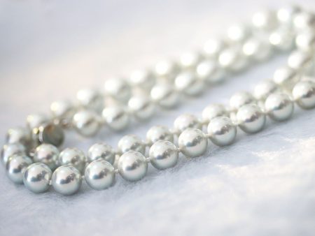 Madama Akoya Pearl Strand Online now