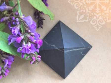 30mm Unpolished Shungite Pyramid [1.1mr 300ml] ~ EMF Protection For Discount